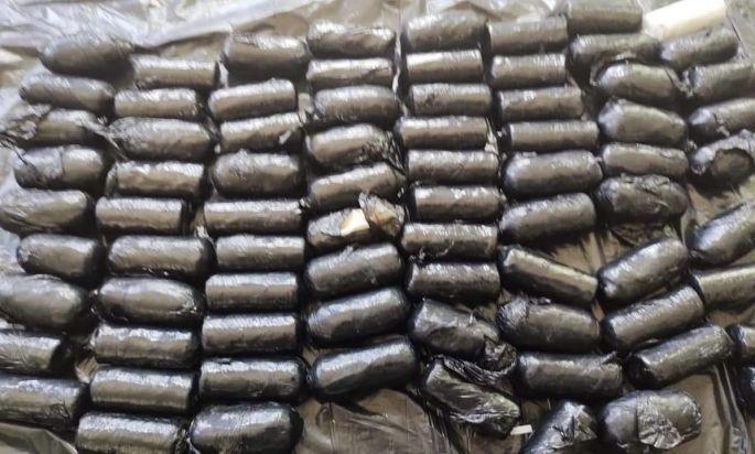 En Tulum, Guardia Nacional, Ejército Mexicano y Policías municipales decomisan aparente cocaína