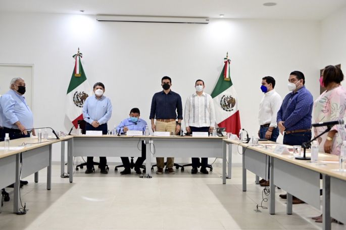 Se instala la comisión especial para la atención de la situación del ISSTEY 
