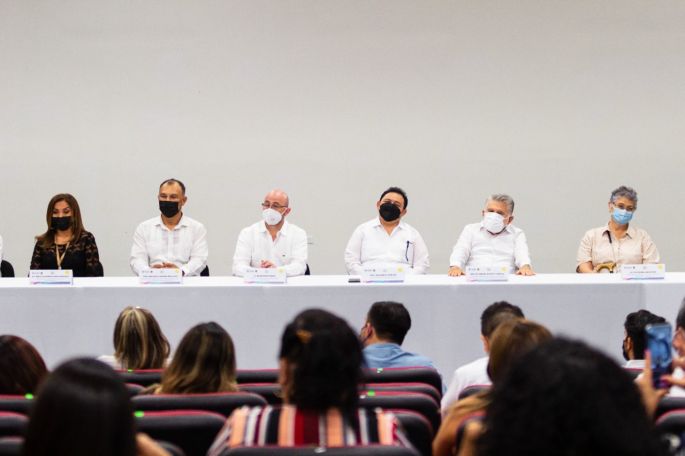 Especializan en niñas, niños y adolescentes a personal de la Fiscalía