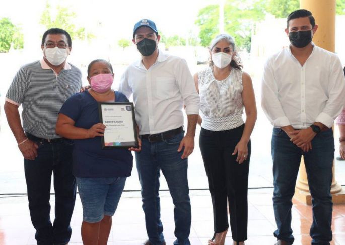 Con diversos apoyos, el Gobernador Mauricio Vila Dosal sigue transformando la vida de los habitantes del interior del estado que más lo necesitan