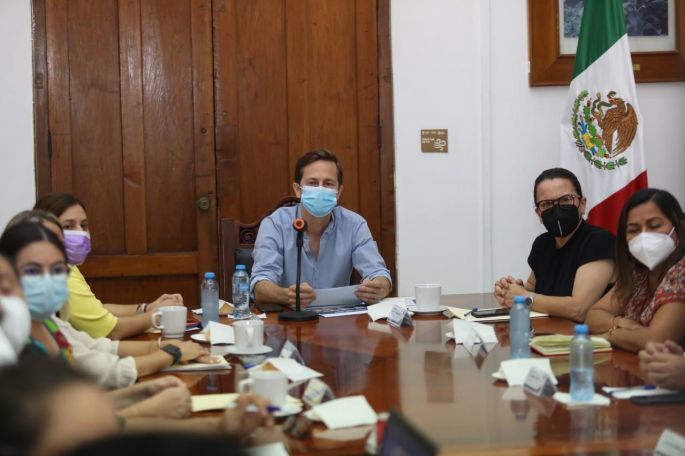 Presentan estrategia de atención a las carencias sociales y vulneraciones que afectan a las niñas, niños y adolescentes del estado de Yucatán