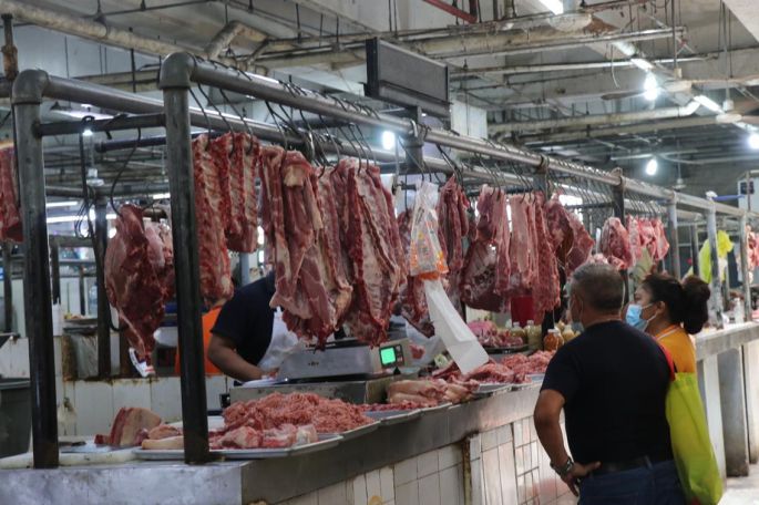 Investigación busca peligros virales en los mercados  