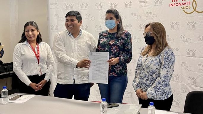 Infonavit entrega el primer “Crediterreno” en Yucatán