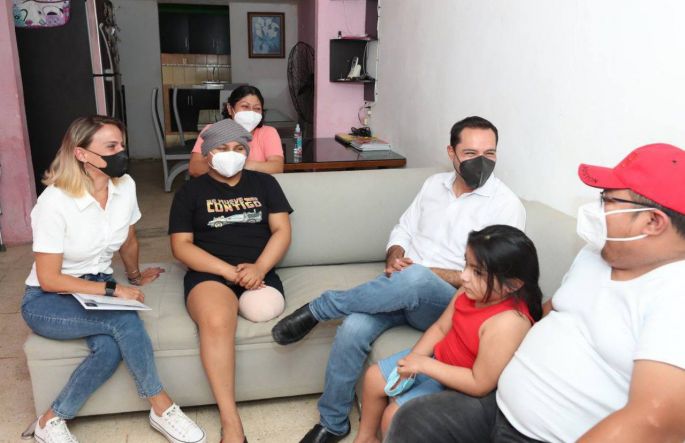Hasta sus hogares, Mauricio Vila lleva apoyo a niñas, niños, adolescentes y adultos con cáncer que reciben tratamiento en el Hospital Agustín O Horán
