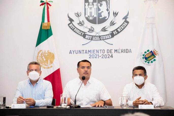 Fuentes y glorietas de la ciudad recibirán mantenimiento integral, anuncia el alcalde Renán Barrera Concha.