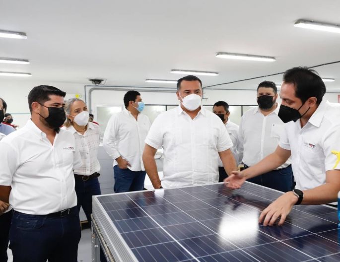 El Alcalde Renán Barrera promueve políticas públicas que permiten más opciones de energías limpias