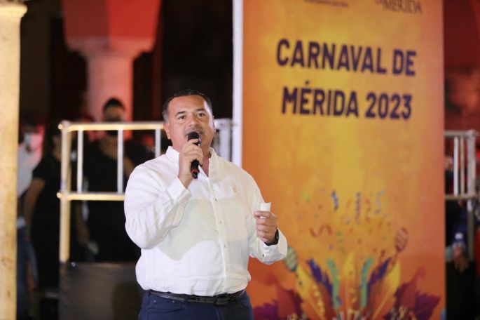 El Alcalde Renán Barrera inaugura el “Festival Algarabía”, preámbulo del Carnaval 2023