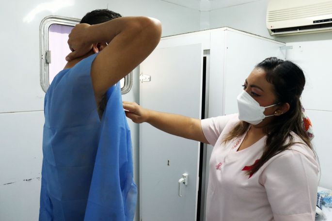 DIF Yucatán une esfuerzos para fomentar la detección oportuna del cáncer de mama