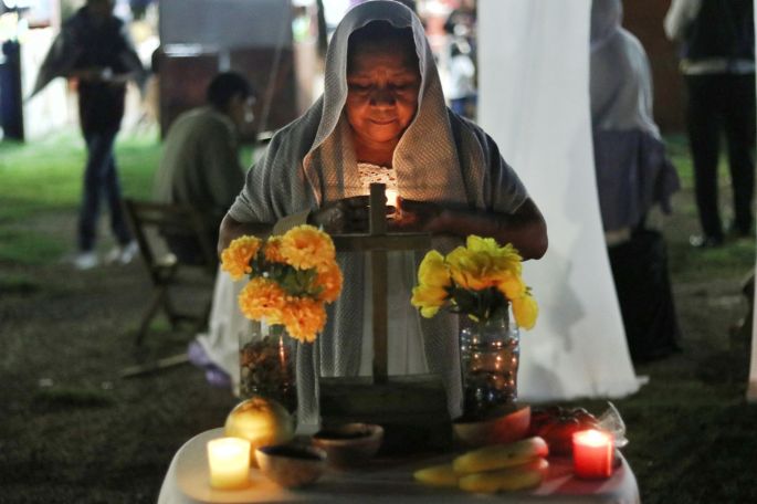 Despiden a sus seres queridos, con el Ritual a la Muerte Maya