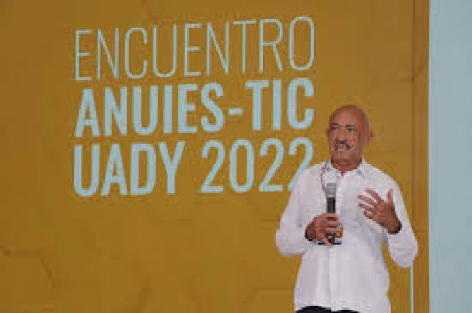Abultadas nóminas, mala calidad educativa y denuncias de acoso, herencia del Rector de la UADY