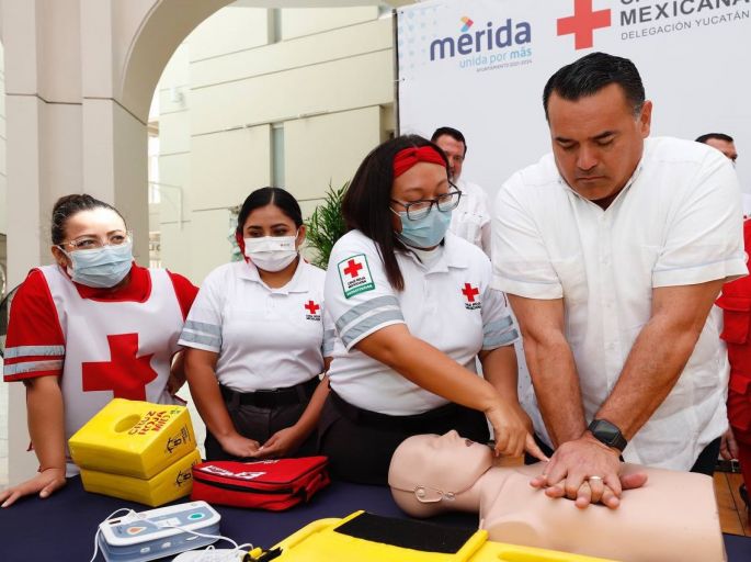 El Alcalde Renán Barrera promueve la capacitación en primeros auxilios a los prestadores de servicios turísticos y comerciales