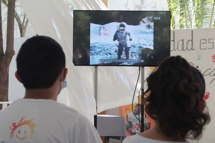 Jóvenes con discapacidad debutan en el cine, inspirados en imágenes de la NASA