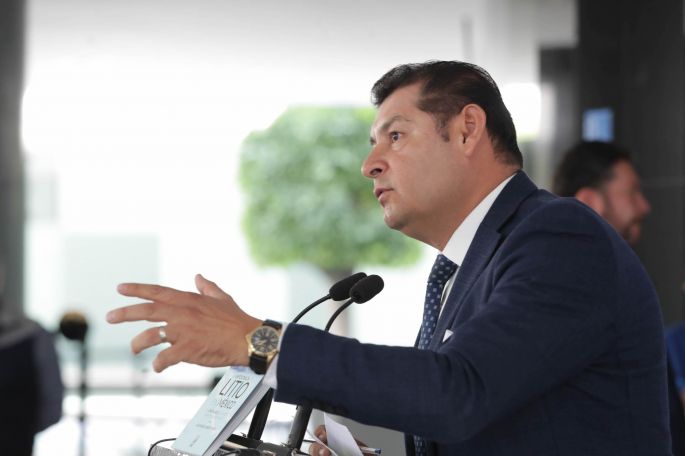 Presidente del Senado rechaza que México sea responsable por crisis de fentanilo en EU 