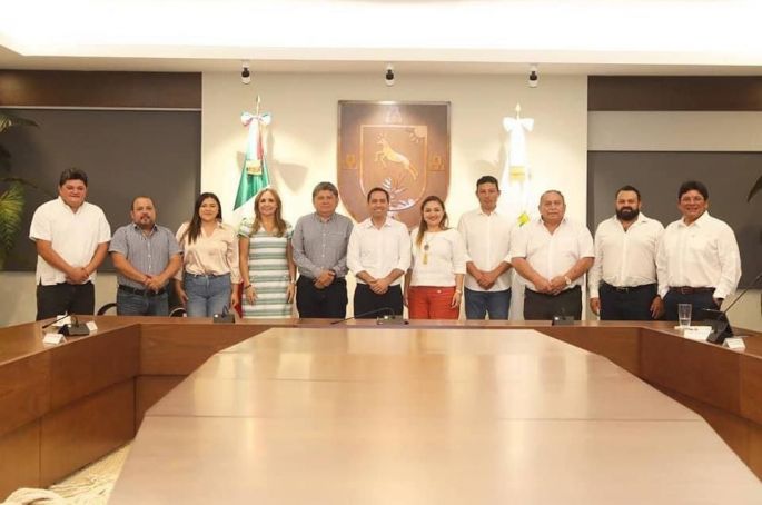 Alcaldes y Fracción del PRI entablan diálogo coordinado con el gobernador