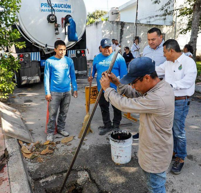 Renán Barrera intensifica el mantenimiento preventivo de los sistemas pluviales