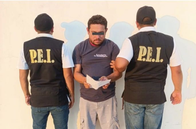 FGE Y SSP DETIENEN EN CELESTÚN A PESCADOR ACUSADO DE VIOLACIÓN EN CAMPECHE