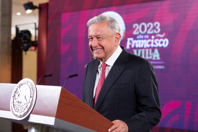 Economía de México sigue creciendo con mejor distribución de los ingresos al pueblo