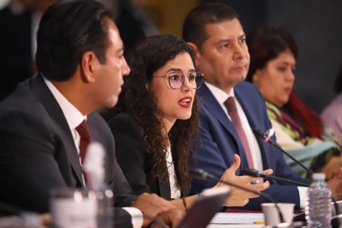 Llama Luisa María Alcalde a senadores de Morena a mantener unidad y priorizar iniciativas del presidente