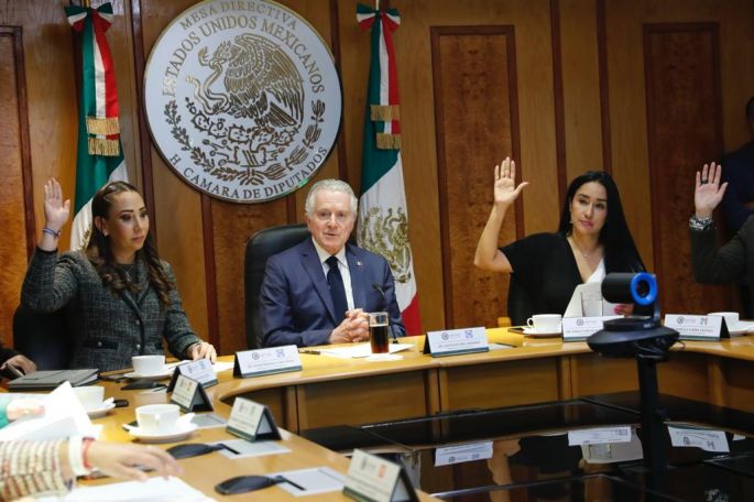 Renuncia Santiago Creel al cargo de presidente de la Cámara de Diputados