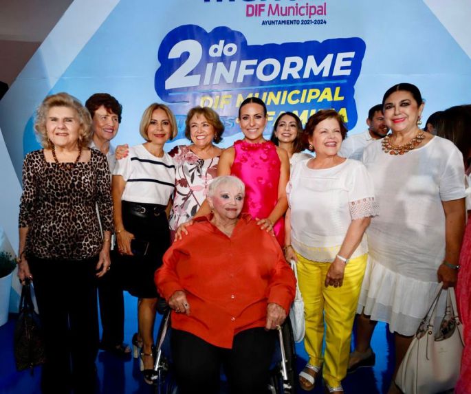 Renán Barrera apoya a quienes más lo necesitan mediante las acciones y programas del DIF Mérida