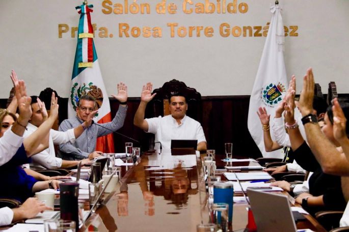 Renán Barrera garantiza más mecanismos de transparencia en el Municipio