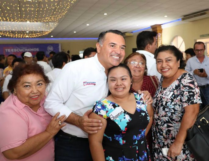 Renán Barrera y Cecilia Patrón comprometidos con brindar vida digna a las personas mayores