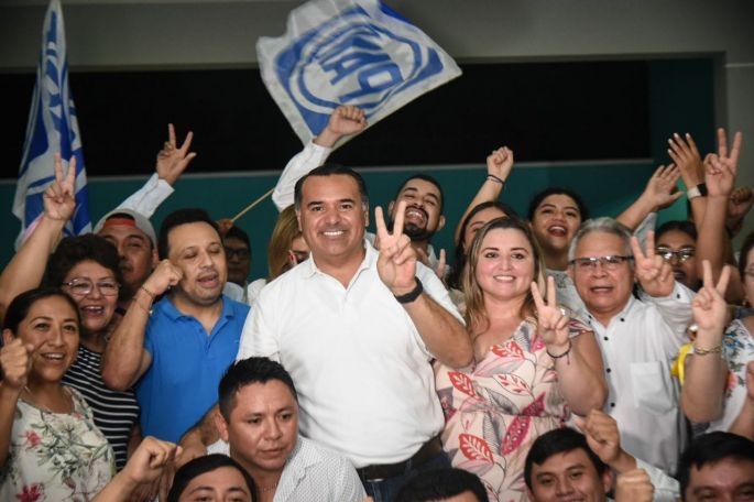 Yucatán nos convoca a hacer equipo para defender nuestro estado, asegura Renán Barrera