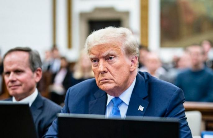 Tribunal de Nueva York restablece la orden mordaza contra Trump y sus abogados