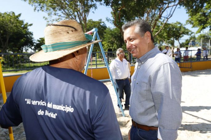 Ayuntamiento de Mérida refuerza el mantenimiento oportuno e integral a los parques de Mérida para brindar espacios dignos y seguros para las familias
