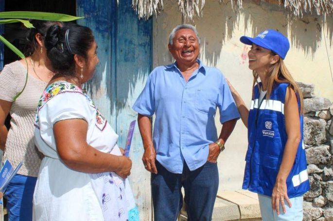 Isabel Rodríguez Heredia promueve entre habitantes del interior del estado programas de salud y de apoyo a madres solteras
