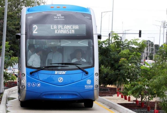 El Gobernador Mauricio Vila Dosal realizó el primer recorrido de prueba del Ie-tram
