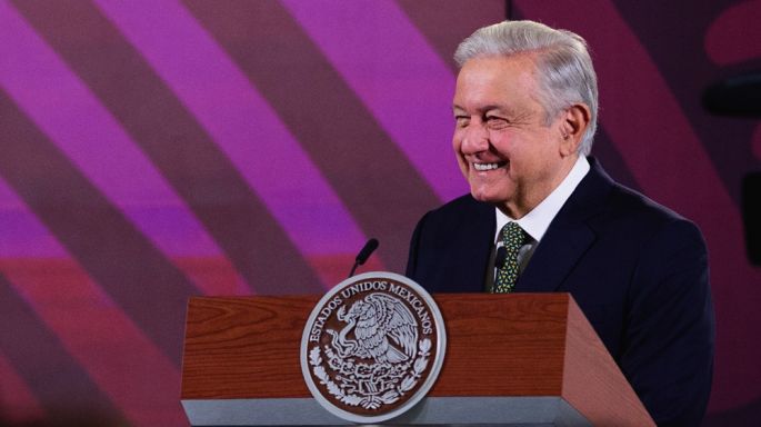 Economía mexicana crecerá 3.5 por ciento en 2024, prevé AMLO