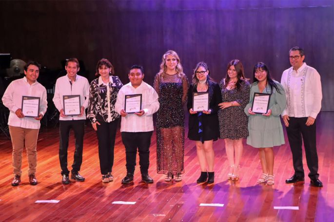 ​Reconocen a estudiantes UADY en el certamen “60 ideas para el futuro”