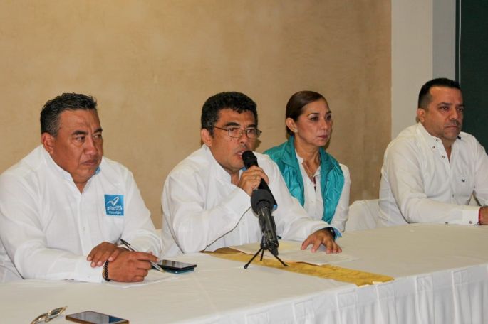 "Nueva Alianza Yucatán le apuesta a Renán Barrera Concha; estas elecciones exigen unidad" dijo su dirigente Raúl Ernesto Sosa Alonzo