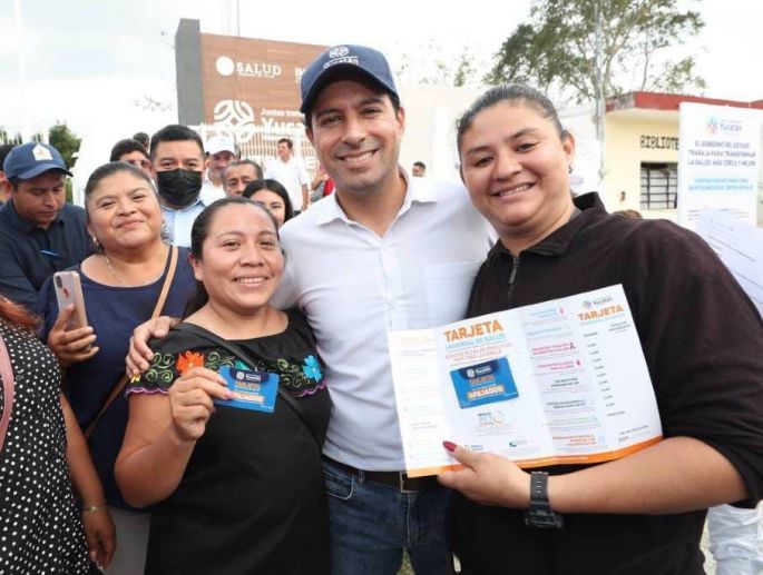 El Gobernador Mauricio Vila Dosal constató el funcionamiento del programa "Bachillerato Yucatán" en Dzitnup