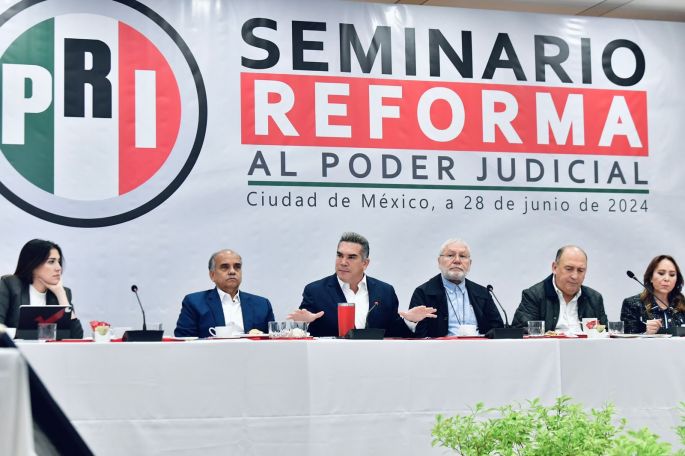 Analiza el PRI con expertos la Reforma al Poder Judicial 