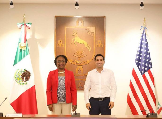 Se reúne el Gobernador Mauricio Vila Dosal con la Cónsul de Estados Unidos en Mérida, Dorothy Ngutter