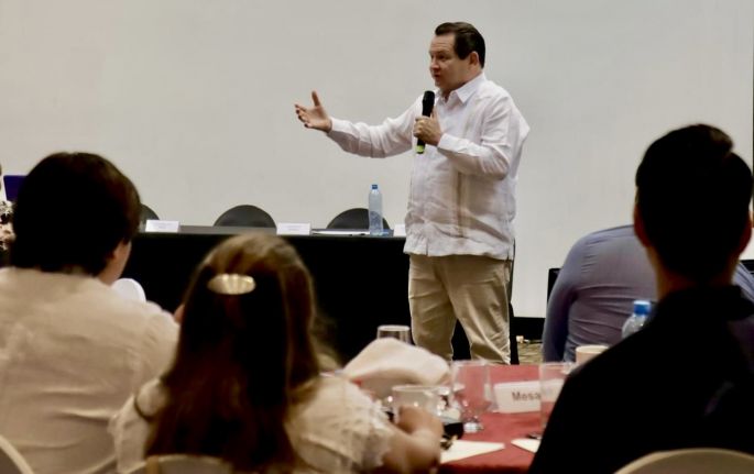 Trabaja Díaz Mena con académicos y especialistas para la conformación del Plan de Gobierno 2024 – 2030  