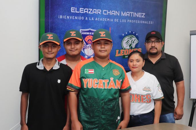 Yucateco oriundo de Tekit firma con los Leones de Yucatán 