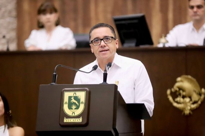Diputados locales gastan casi 1 millón de pesos en “frutas, botanas y alimentos”