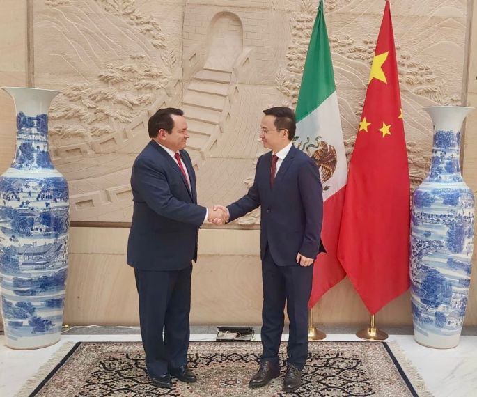 El Gobernador Electo Joaquín Díaz Mena estrecha vínculos con China