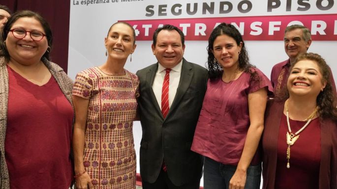 Asiste Huacho Díaz Mena al VII Consejo Nacional de Morena