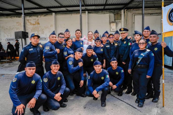 Policía Municipal cumple cuidando a meridanos: Cecilia Patrón