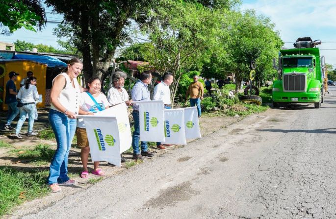 Con la repavimentación de más calles en el sur de Mérida construimos la justicia social: Cecilia Patrón.