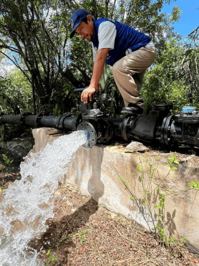 Se reanuda servicio de agua potable en Sisal en beneficio de los habitantes del puerto