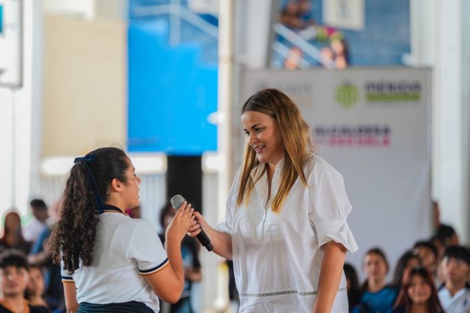 Con las y los jóvenes de Mérida, construiremos juntos una mejor ciudad: Cecilia Patrón
