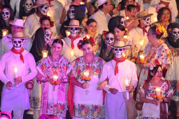 La familia meridana celebra a las ánimas en comunidad: Cecilia Patrón