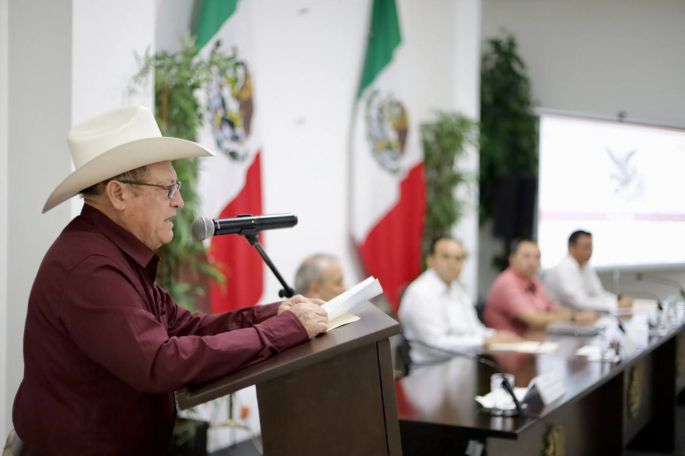 El Congreso del Estado conmemora el Bicentenario de la Constitución Federal de 1824 con un Coloquio
