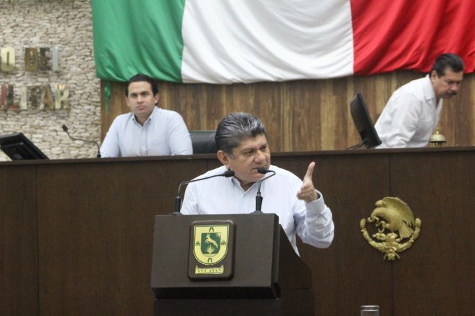 El PRI vota en contra del poder absoluto y el retroceso a la democracia