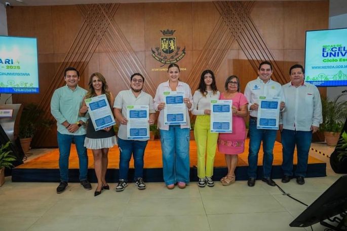 Ayuntamiento de Mérida presenta la convocatoria de las Becas de Excelencia Universitaria